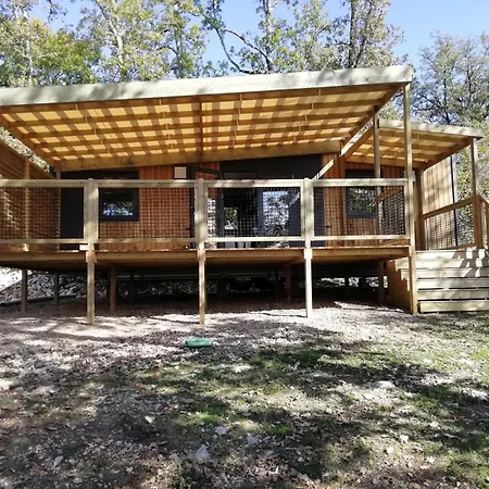 Kamp alanı Domaine De La Faurie