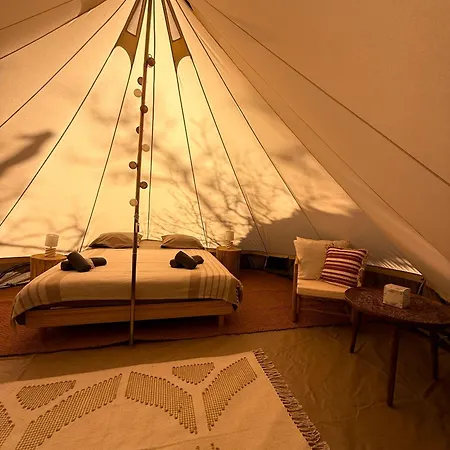 Kamp alanı Domaine De La Faurie