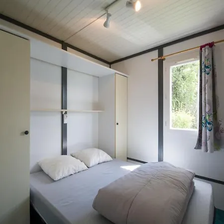 Κάμπινγκ Domaine De La Faurie