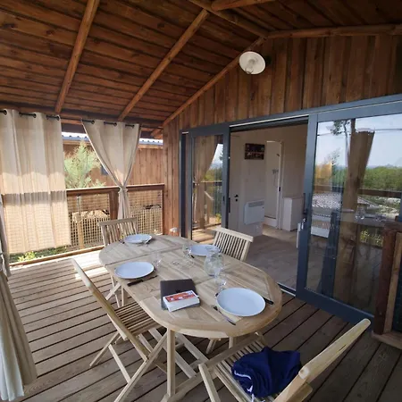 Domaine De La Faurie مكان تخييم Séniergues