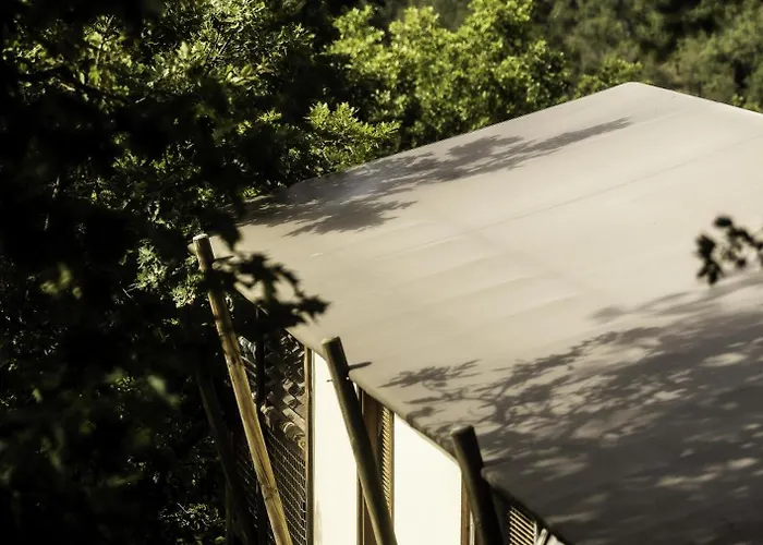 مكان تخييم Domaine De La Faurie *