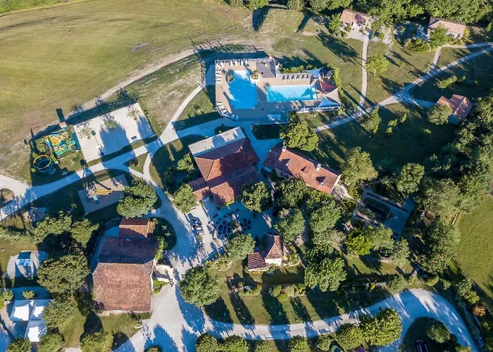 Domaine De La Faurie مكان تخييم Séniergues